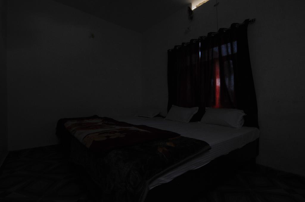Rama Guest House Bodh-Gajá Kültér fotó